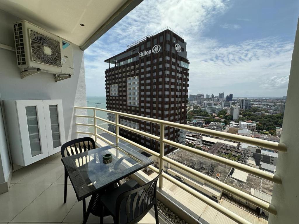 Condo Express View Talay 6 Pattaya Exteriör bild