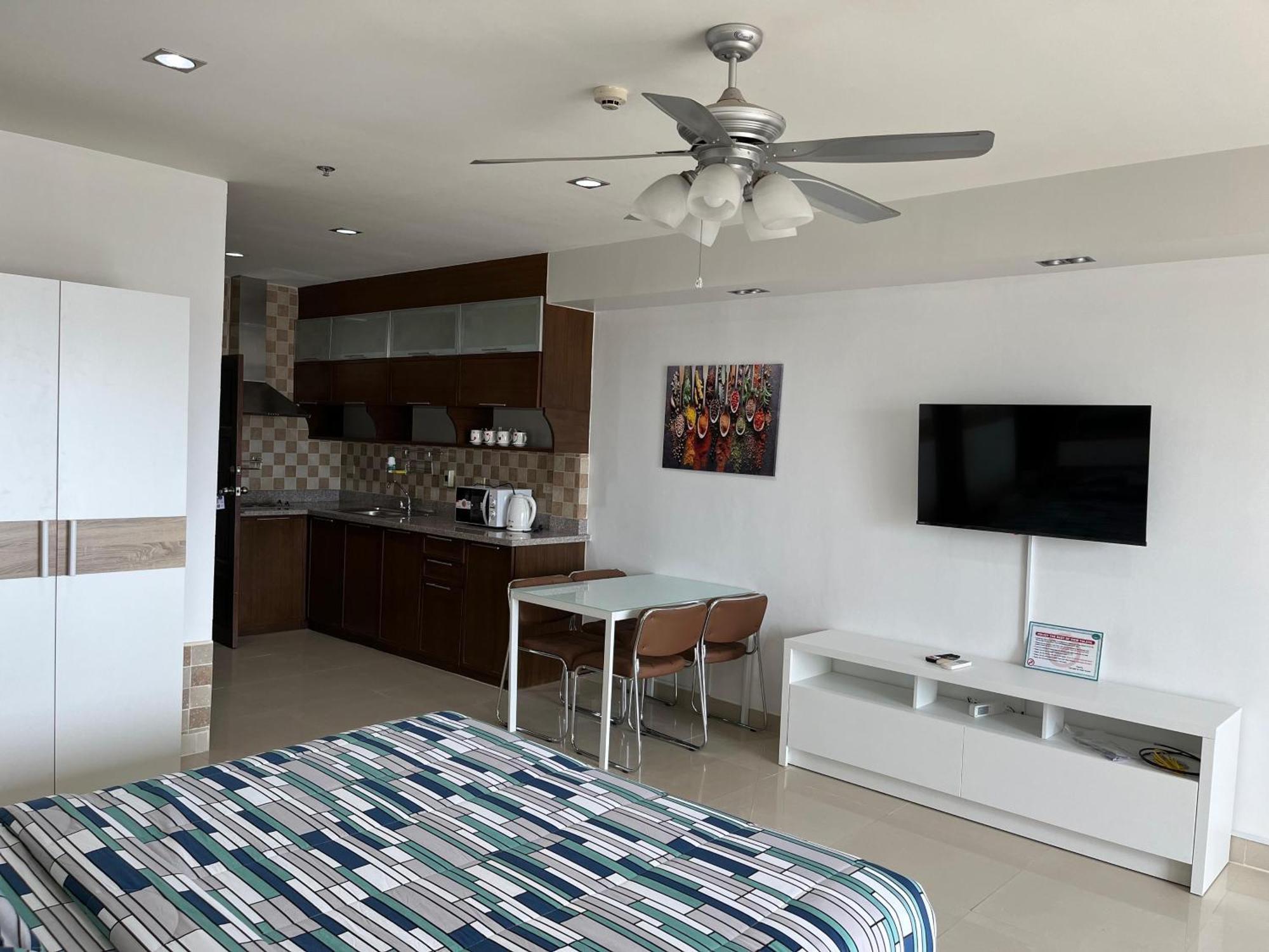 Condo Express View Talay 6 Pattaya Exteriör bild