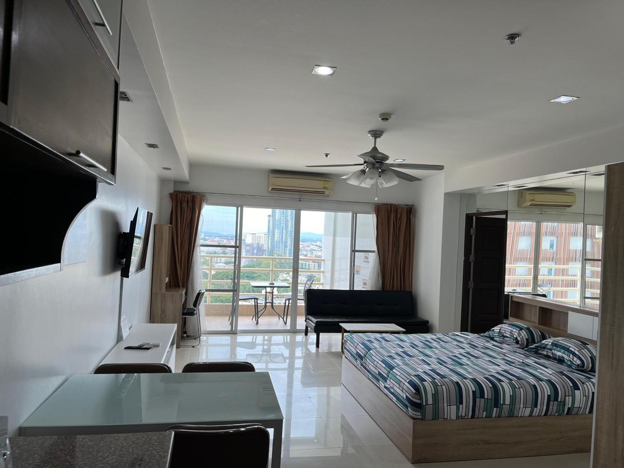 Condo Express View Talay 6 Pattaya Exteriör bild