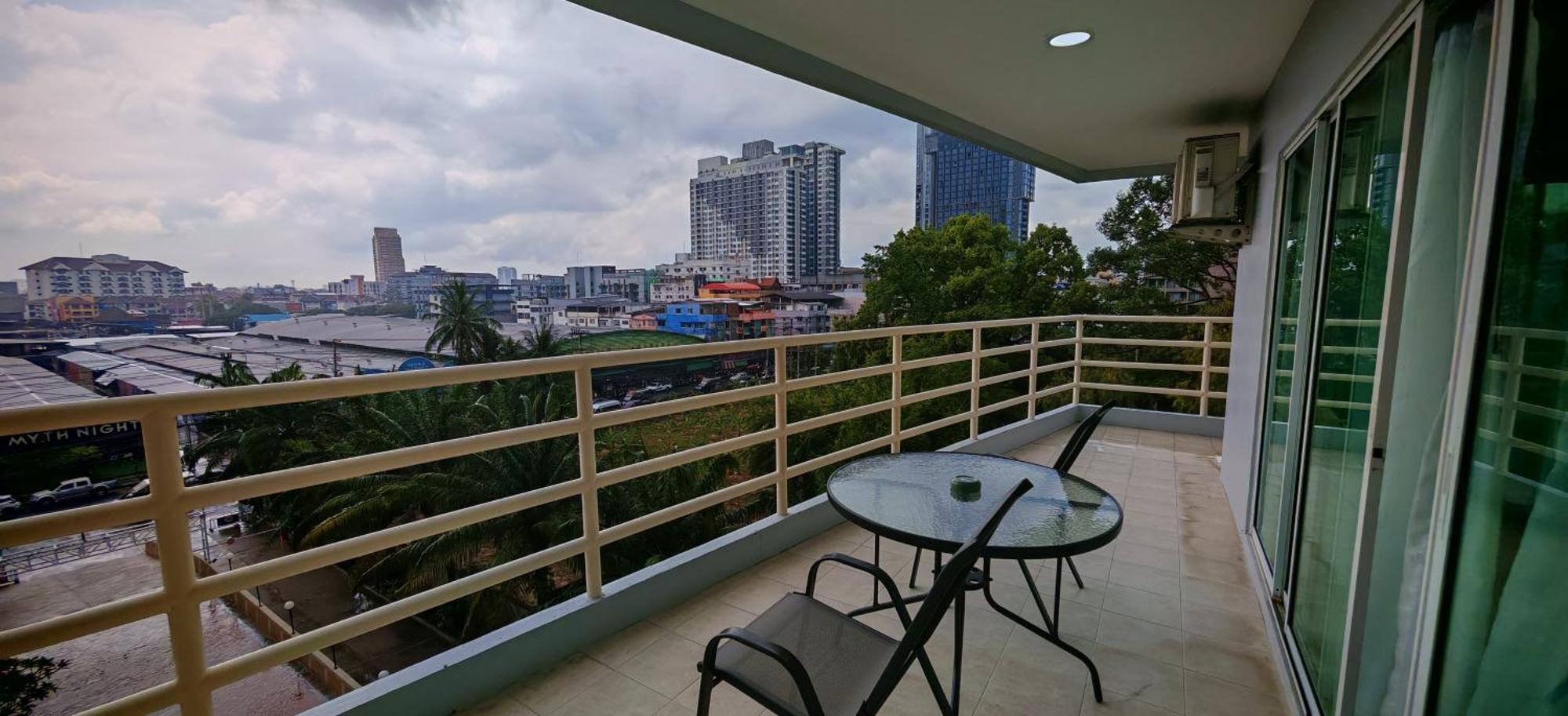 Condo Express View Talay 6 Pattaya Exteriör bild