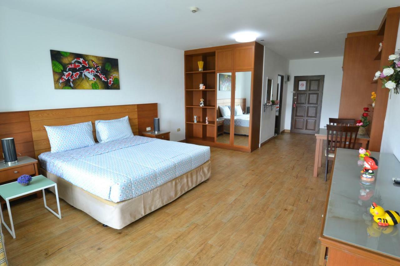 Condo Express View Talay 6 Pattaya Exteriör bild